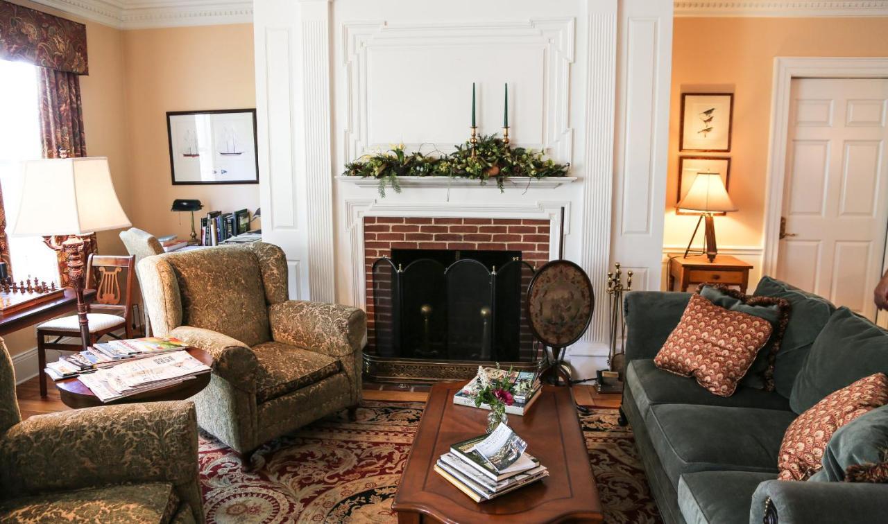 Compass Rose Inn Newburyport Exteriör bild